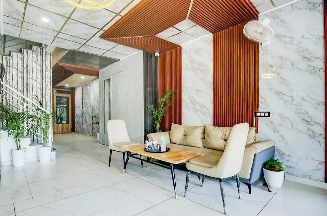 Hotel Platinum Zirakpur