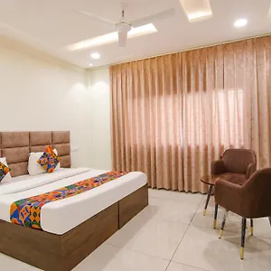 3* Hotel Fabhotel Prism Grand